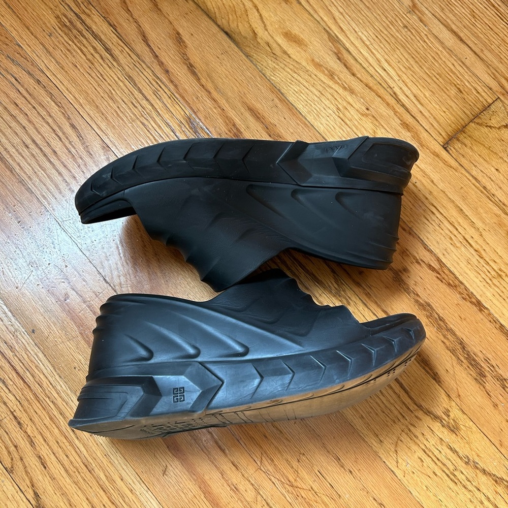 Givenchy Marshmallow Heel Slide